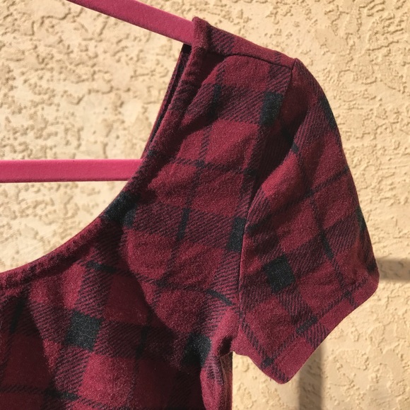 Red Plaid Crop Top - Picture 3 of 5